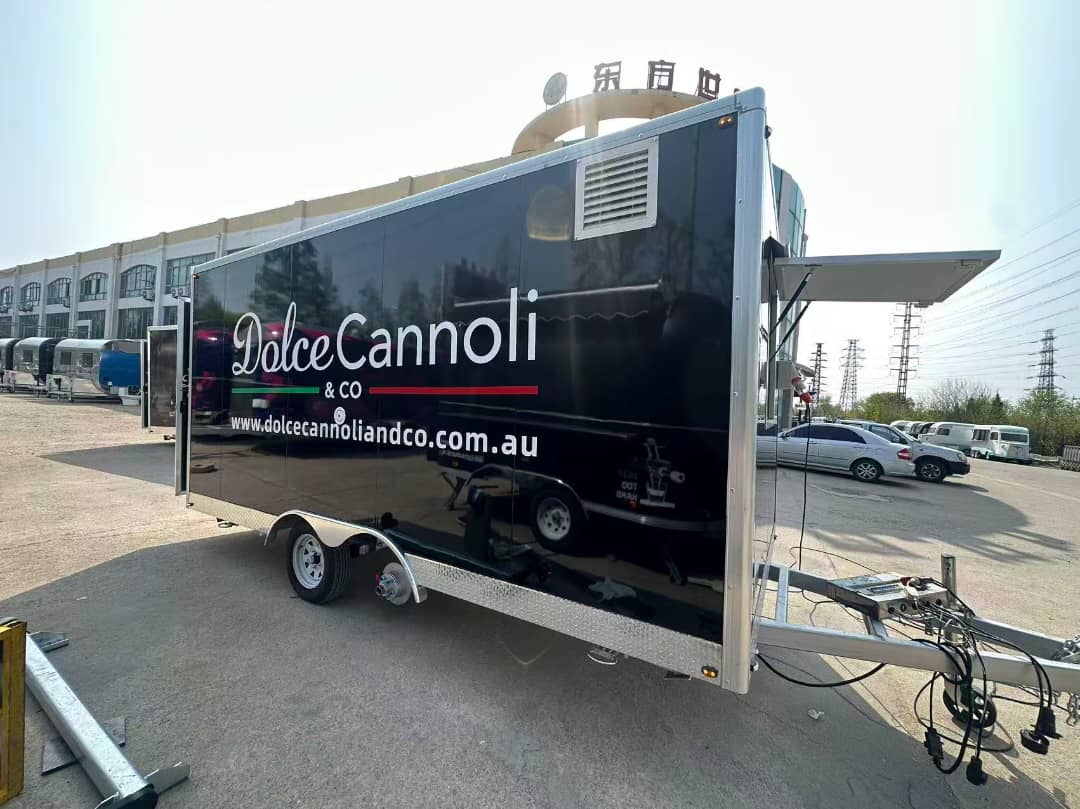 Dolce Cannoli trailer rear angle